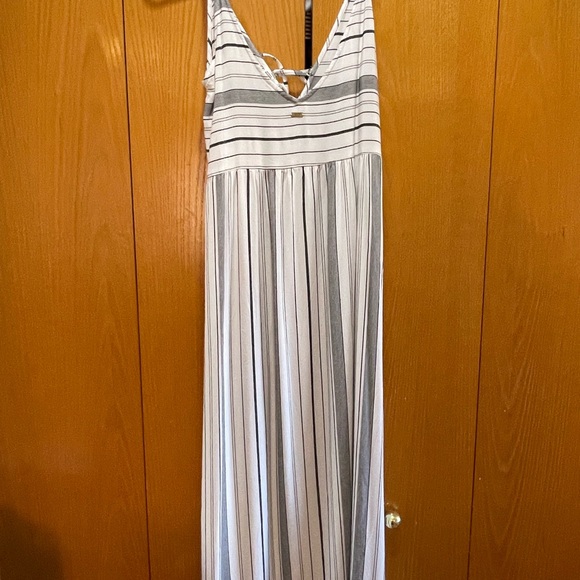 Roxy Love to Go Maxi Dress Cover Up Dress White with Strips Size M - Picture 6 of 11